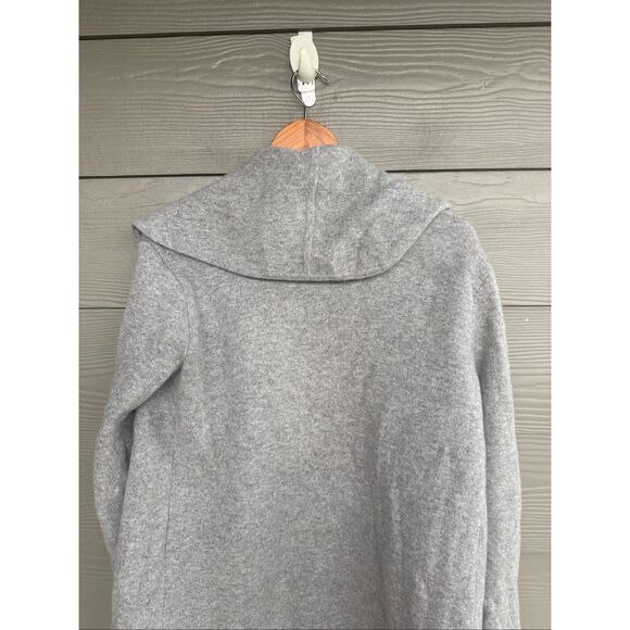 Club Monaco cashmere blend cardigan - Picture 4 of 5